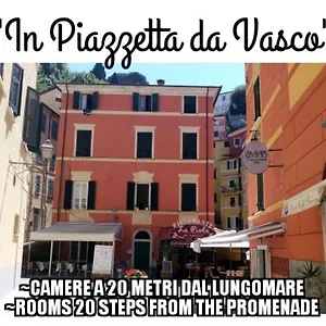 In Piazzetta Da Vasco Lerici