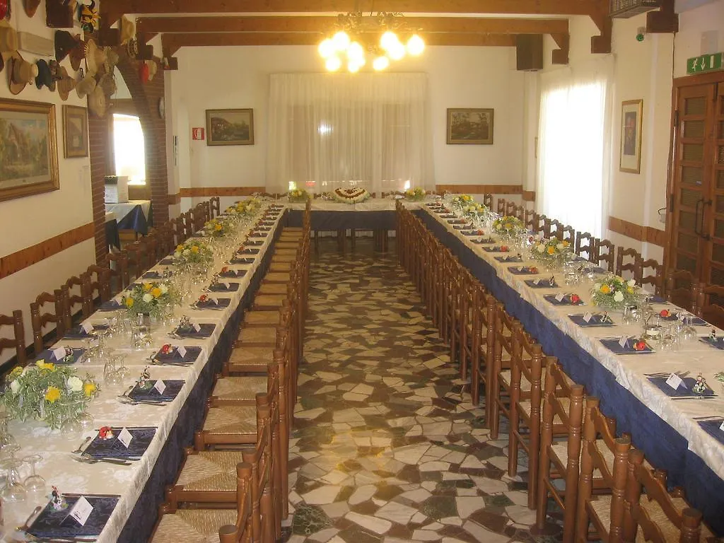** Locanda Hotel Vecchia Fattoria Ceriana Italia